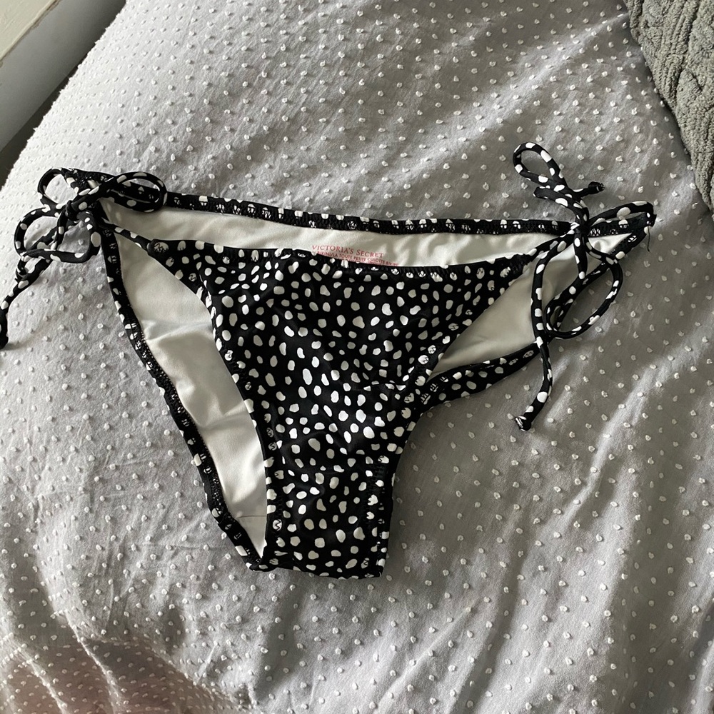 Victoria’s Secret Bikini Bottom